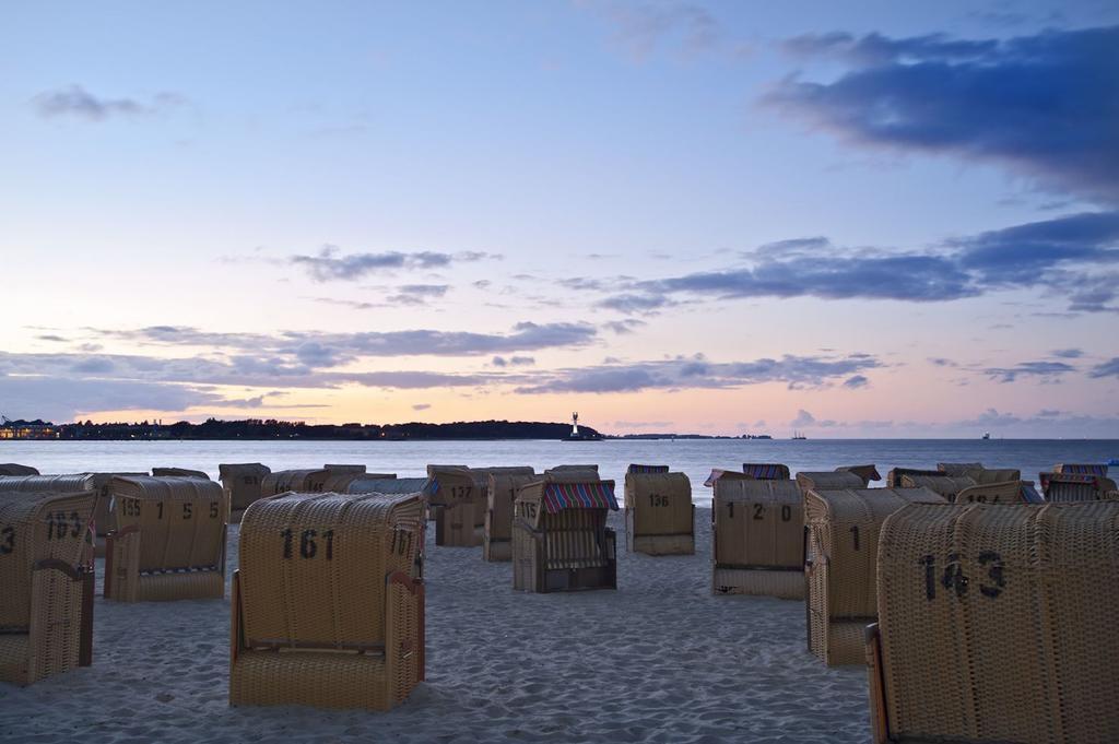 Strandhotel Seeblick, Ostseebad Хайкендорф Экстерьер фото